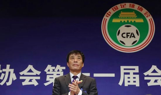 莫耶斯：已准备好与西汉姆谈续约，我不觉得会有什么问题西汉姆联主帅莫耶斯在本队2-0击败阿森纳的赛后接受了媒体采访。